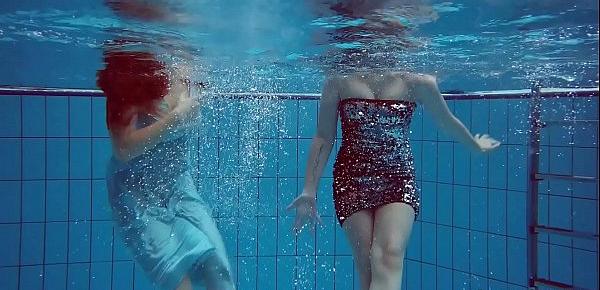  Dashka and Vesta underwater teens
